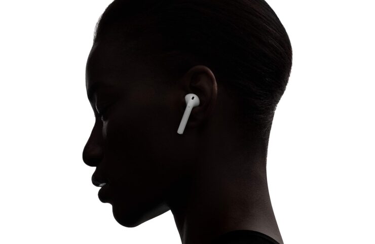 AirPods 2 with Wireless Charging Case discounted for Cyber Monday 2020